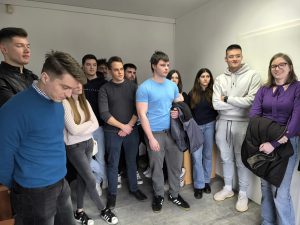 Odjel za specijalizirana poslovna rješenja je specifičan